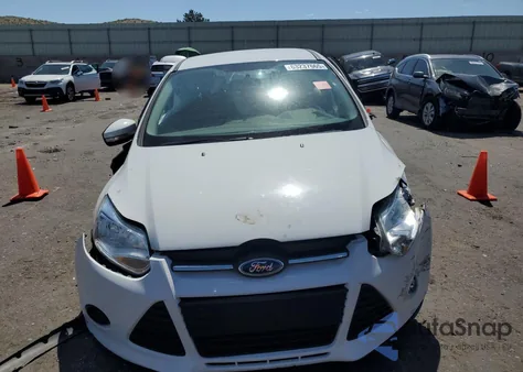 2013 Ford Focus Se z USA, uszkodzony, nr VIN 1FADP3F24DL131353